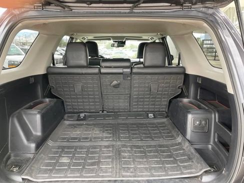 Used 2021 Toyota 4Runner TRD Off-Road Premium w/ Moonroof Package AWD/4WD image 17