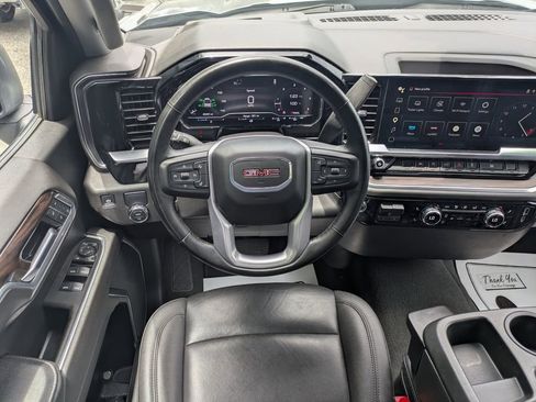 Used 2025 GMC Sierra 1500 SLT RWD image 15