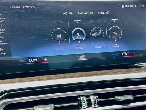 Certified 2024 BMW 330i Sedan w/ Convenience Package RWD image 16