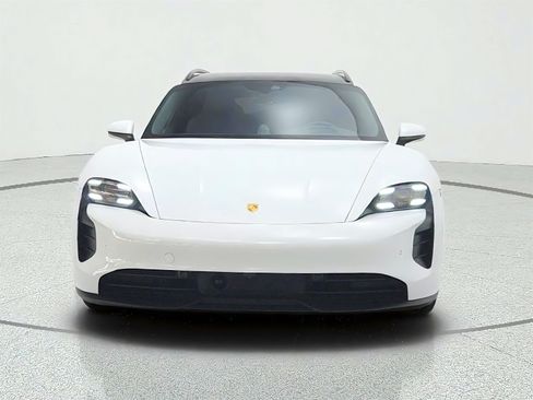 Used 2022 Porsche Taycan GTS w/ Technology Package AWD/4WD image 2
