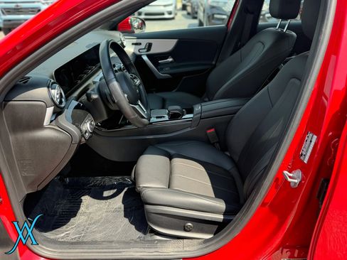Used 2019 Mercedes-Benz A 220 image 12