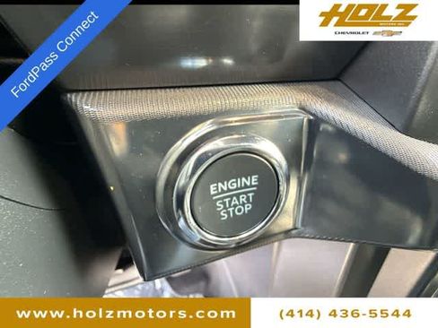Used 2025 Ford F150 Lariat AWD/4WD image 17