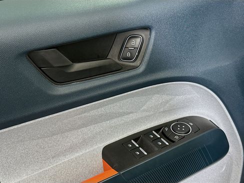 Used 2023 Ford Maverick XLT image 15