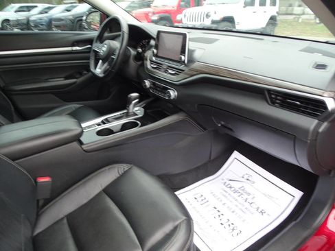 Used 2020 Nissan Altima 2.5 Platinum AWD/4WD image 37