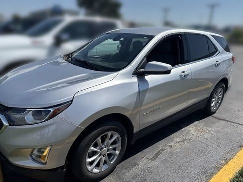Used 2018 Chevrolet Equinox LT AWD/4WD image 1
