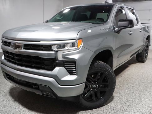 Used 2023 Chevrolet Silverado 1500 RST image 32