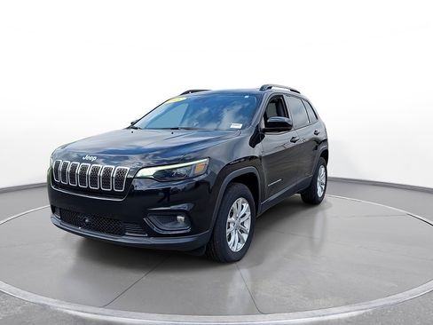 Used 2022 Jeep Cherokee Latitude Lux w/ Sun & Sound Group AWD/4WD image 3