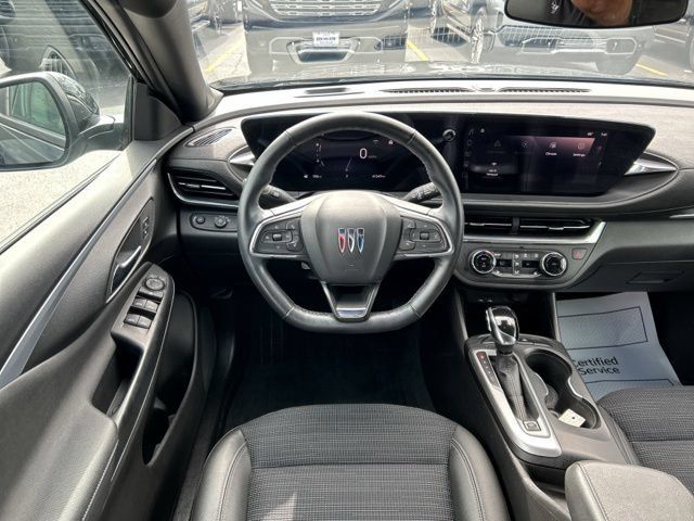 Used 2024 Buick Envista Sport Touring w/ Convenience I Package FWD image 24