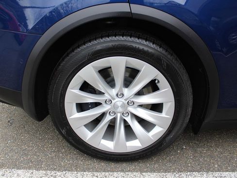 Used 2018 Tesla Model X 100D image 28