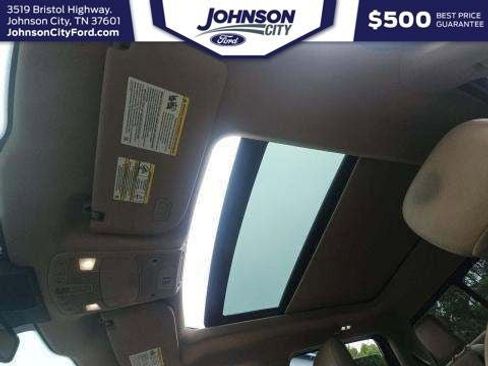 Used 2018 Ford F150 Lariat w/ Equipment Group 502A Luxury AWD/4WD image 8