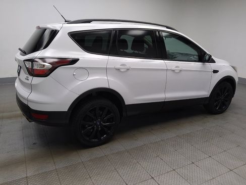 Used 2017 Ford Escape SE w/ Equipment Group 201A AWD/4WD image 10