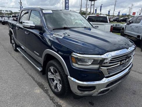 Used 2021 RAM 1500 Laramie AWD/4WD image 3