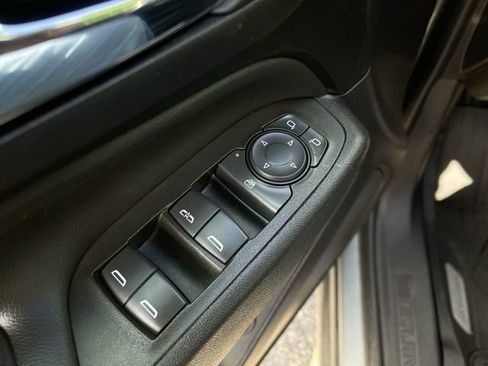 Used 2024 Chevrolet Equinox LT w/ LPO, Floor Liner Package FWD image 23
