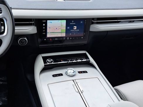 New 2026 Lincoln Navigator L Premier AWD/4WD image 49