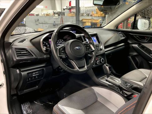 Used 2020 Subaru Crosstrek 2.0i Premium w/ Moonroof Package 2 AWD/4WD image 18