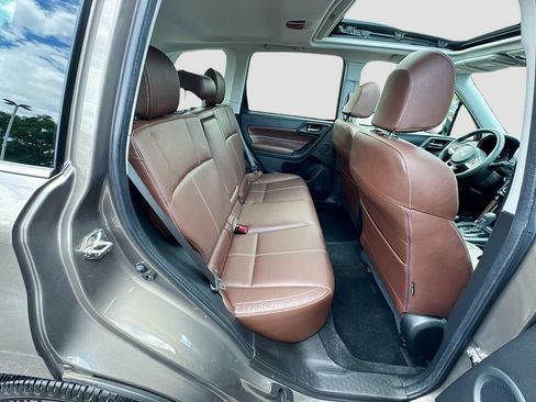Used 2017 Subaru Forester 2.5i Touring w/ Popular Package #2 AWD/4WD image 29