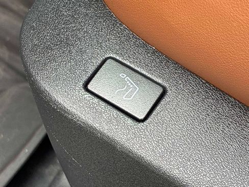 Used 2024 INFINITI QX60 Sensory w/ Vision Package AWD/4WD image 26