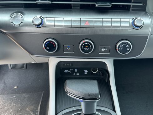 New 2026 Hyundai Kona SE image 28