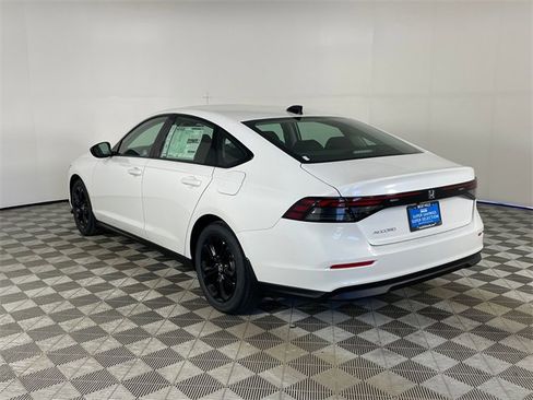 New 2025 Honda Accord SE image 21