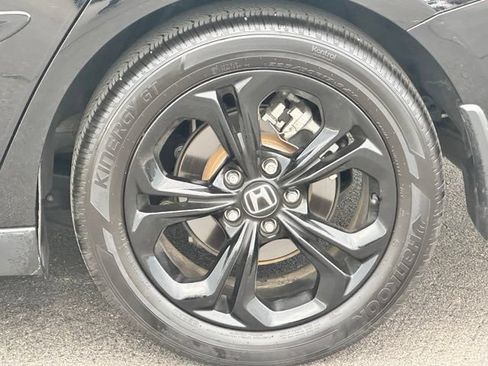 Used 2025 Honda Accord SE image 4