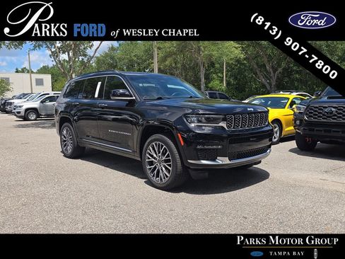 Used 2025 Jeep Grand Cherokee L Summit AWD/4WD image 1