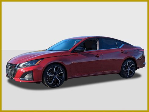 New 2026 Nissan Altima 2.5 SR FWD image 1