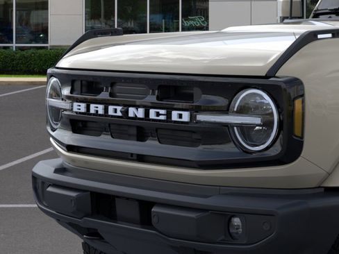 New 2025 Ford Bronco Outer Banks image 19