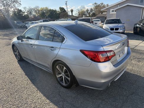 Used 2016 Subaru Legacy 3.6R Limited AWD/4WD image 7