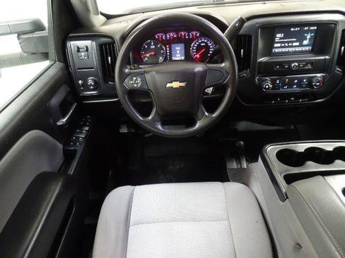 Used 2019 Chevrolet Silverado 2500 W/T AWD/4WD image 35