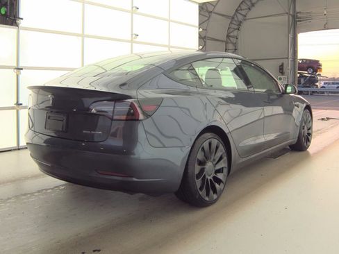 Used 2021 Tesla Model 3 Performance image 4