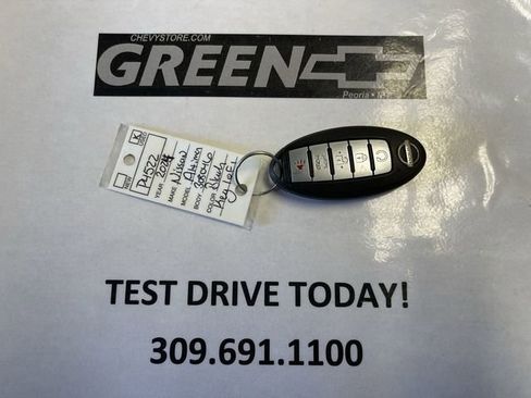 Used 2024 Nissan Altima 2.5 SV image 23
