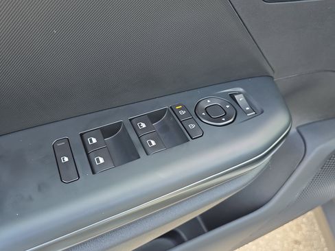 New 2026 Kia K4 FWD image 18