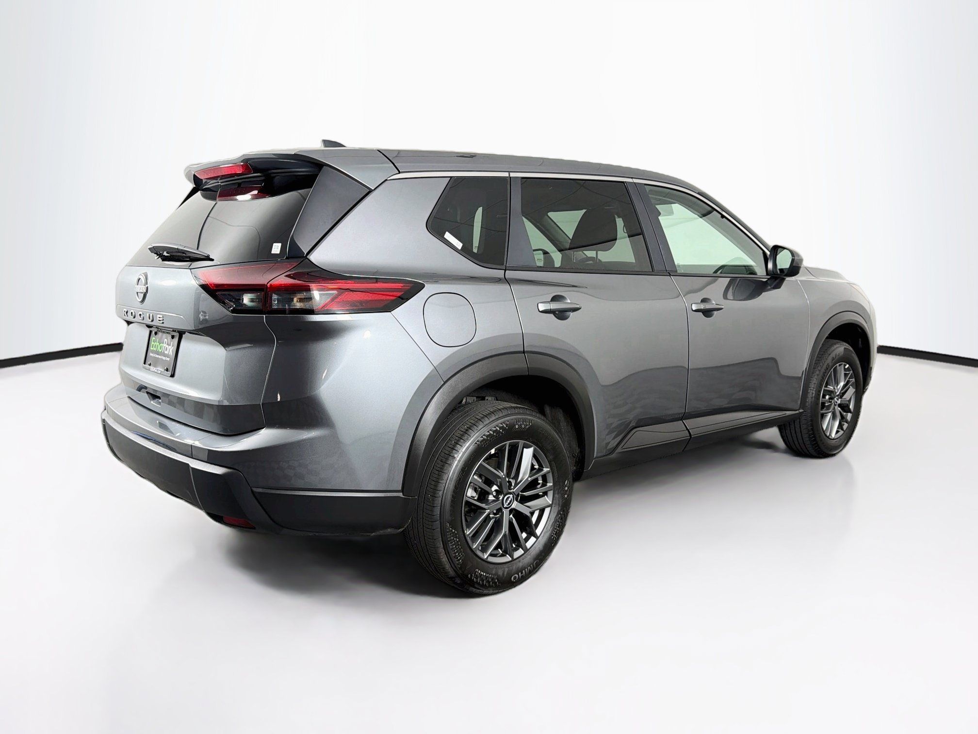 Used 2026 Nissan Rogue SV FWD image 9