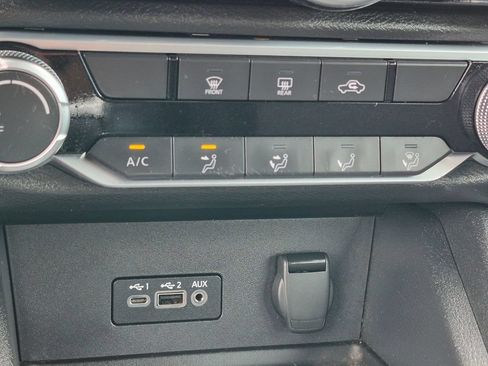 Used 2023 Nissan Sentra SV w/ Trunk Package FWD image 19