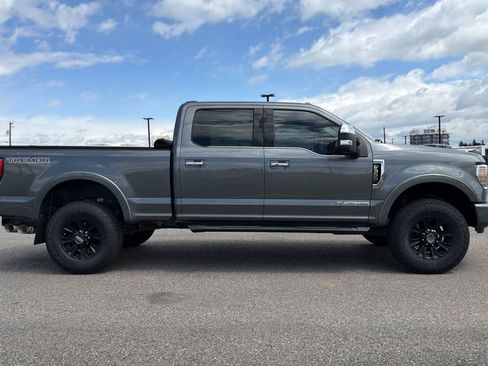 Certified 2022 Ford F350 Platinum w/ Tremor Off-Road Package AWD/4WD image 8