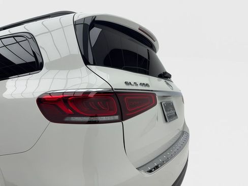 Used 2022 Mercedes-Benz GLS 450 4MATIC image 11