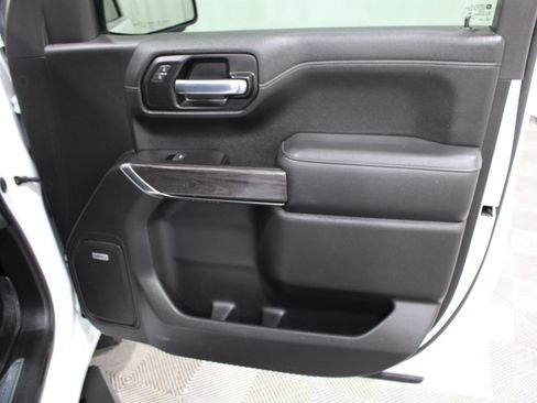 Used 2020 Chevrolet Silverado 1500 LTZ w/ LTZ Plus Package AWD/4WD image 26