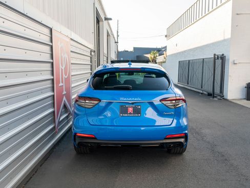 Used 2022 Maserati Levante F Tributo image 55