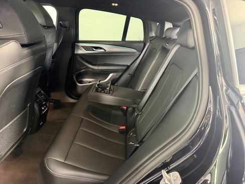 Used 2025 BMW X4 xDrive30i AWD/4WD image 28