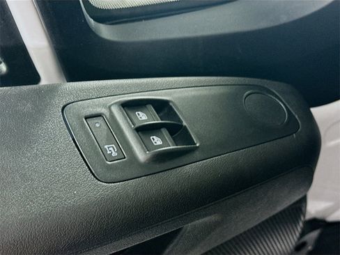 Used 2023 RAM ProMaster 2500 image 24