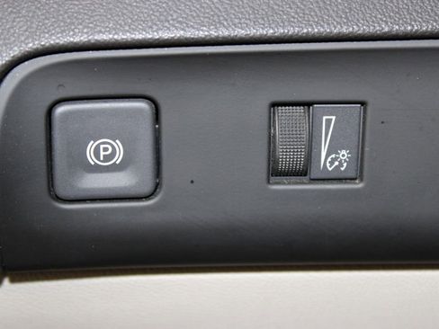 Used 2024 Buick Enclave Essence w/ Sport Touring Edition image 36