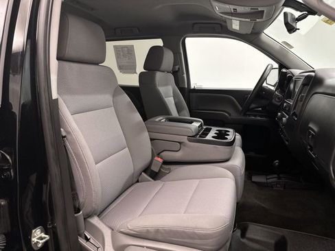 Used 2018 Chevrolet Silverado 1500 Custom w/ Custom Value Package image 28