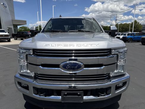 Used 2019 Ford F350 Lariat w/ Camper Package AWD/4WD image 10