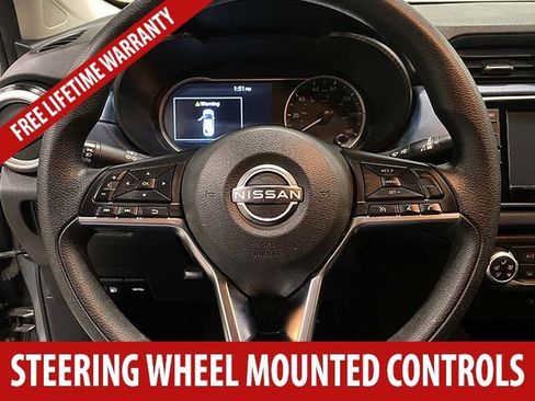 Used 2025 Nissan Versa SV w/ Trunk Package FWD image 9
