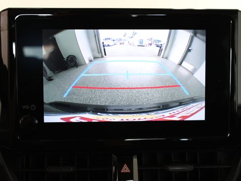 Used 2026 Toyota Corolla LE FWD image 19