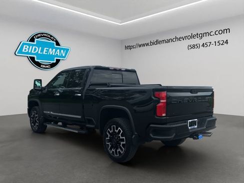 Used 2024 Chevrolet Silverado 2500 High Country w/ Technology Package AWD/4WD image 5