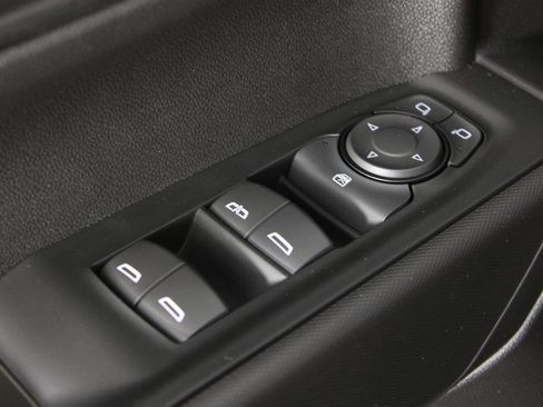 Used 2025 Chevrolet Silverado 1500 Custom Trail Boss image 18