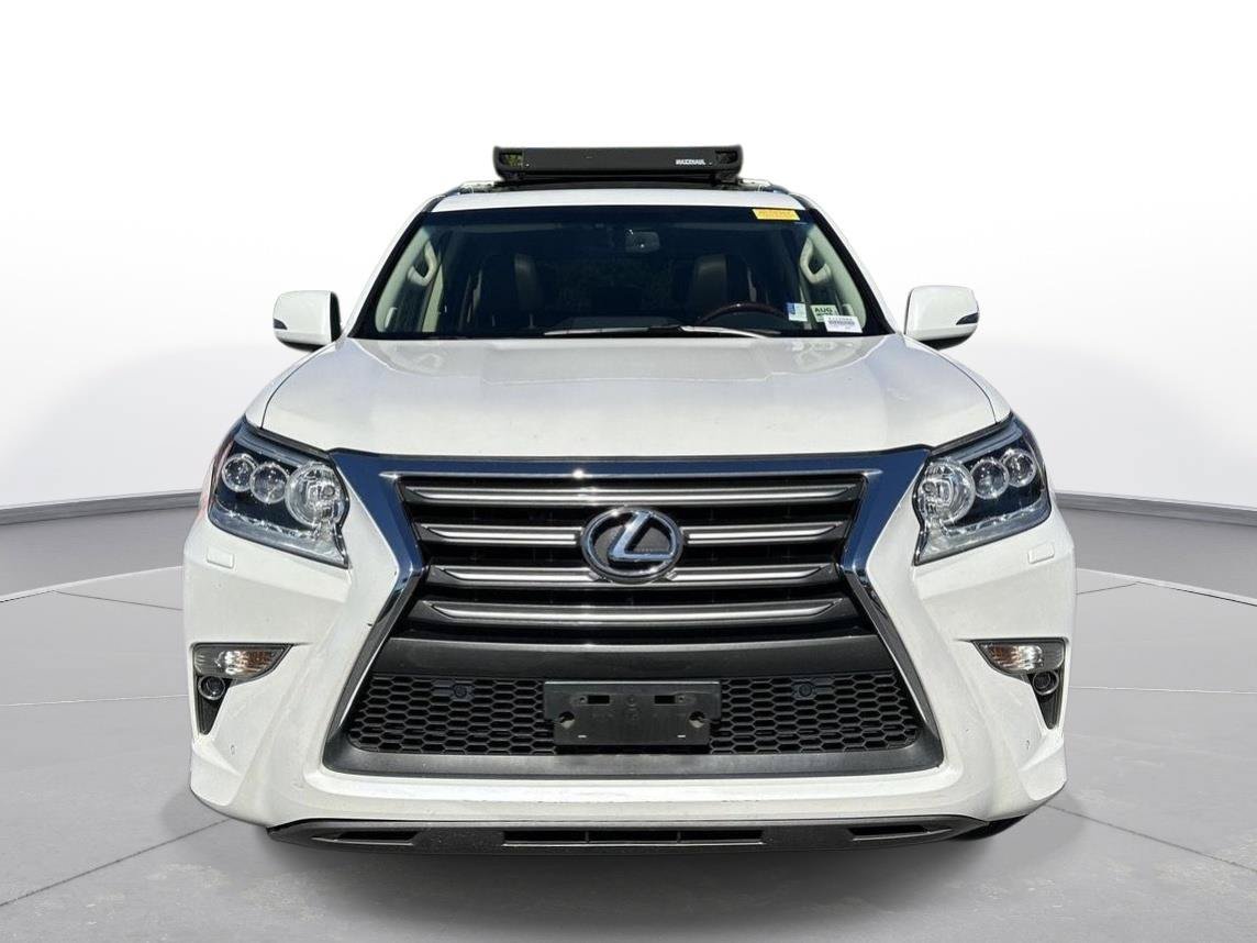 Used 2015 Lexus GX 460 w/ Premium Package AWD/4WD image 3