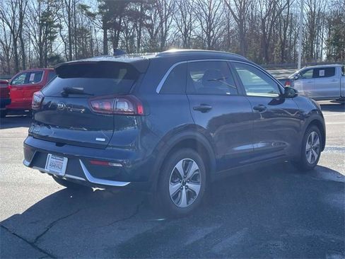 Used 2019 Kia Niro EX image 5