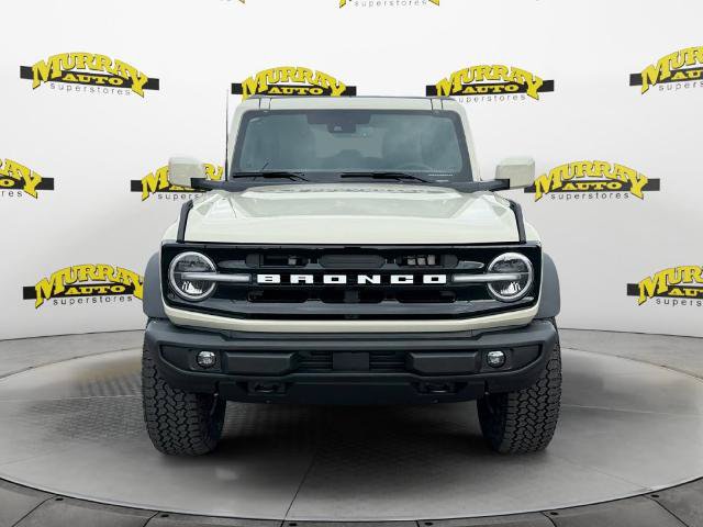 Certified 2025 Ford Bronco Outer Banks w/ Sasquatch Package AWD/4WD image 8